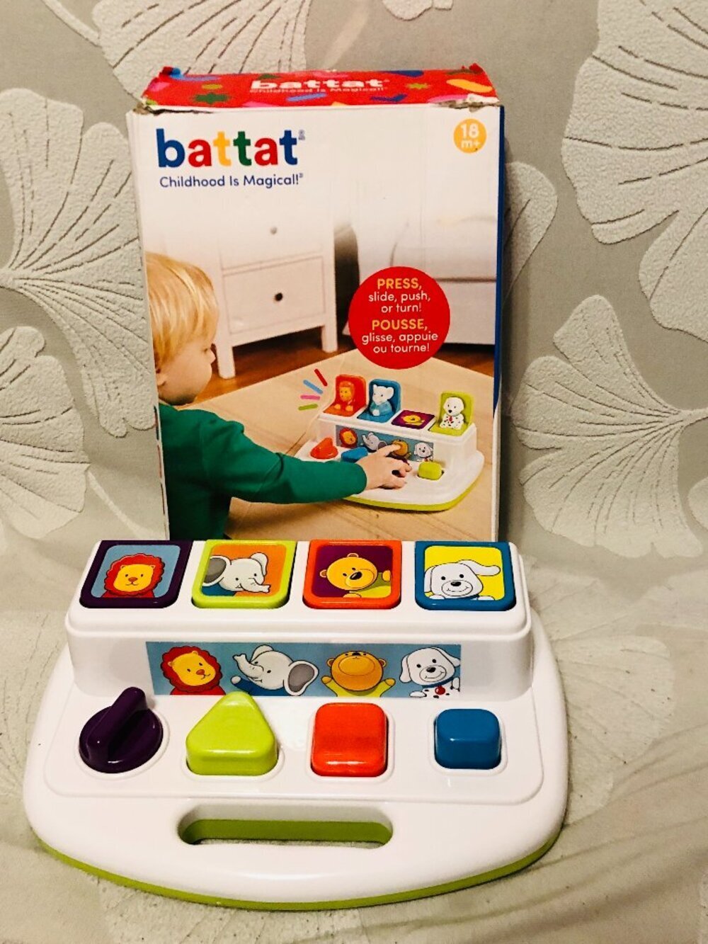 Battat Pop-Up Pals Color Sorting Animal Push & Pop Up Toy for Baby/Toddler 18mo